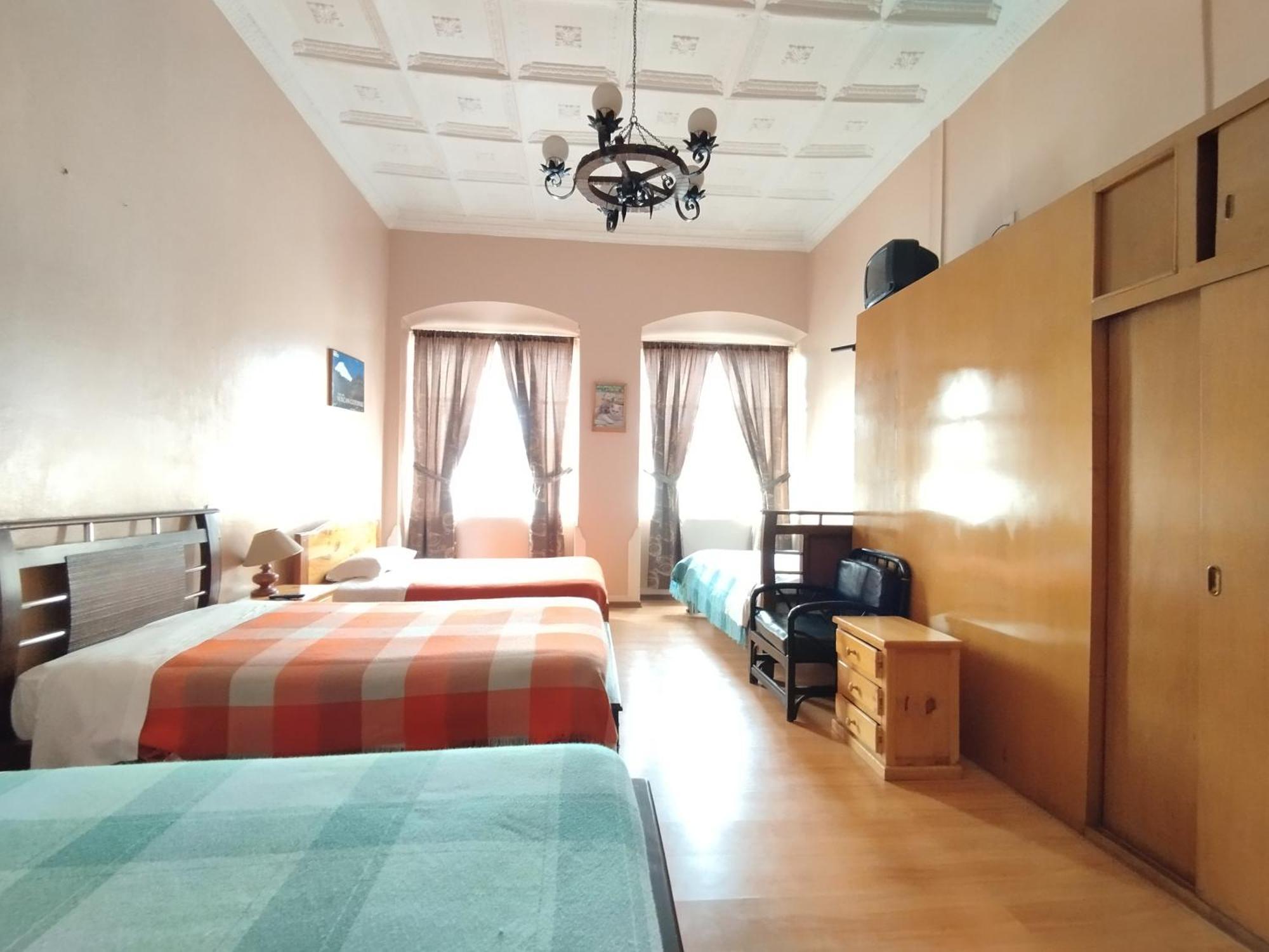 Hostal Rosim Латакунґа Екстер'єр фото